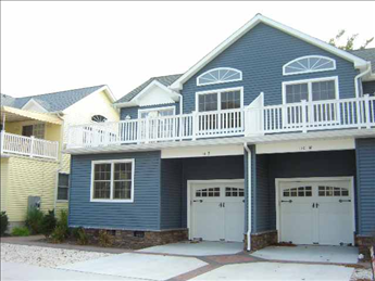 110 EAST FARRAGUT ROAD - UNIT B - WILDWOOD CREST SUMMER VACATION RENTAL - Spacious 5 bedroom, 3 bath vacation home located close to Sunset Lake! Open floor plan offers 4 bedrooms on the first floor with one bath. The second floor boasts master bedroom w/bath, kitchen, dining, living room and bathroom. Full kitchen has fridge, range, dishwasher, microwave, toaster, coffeemaker, and disposal. Sleeps 10; king, queen, full, and 4 twin. Amenities include central a/c, washer/dryer, dvd, outside shower, 2 car off street parking and small stone yard. Spacious floor plan with cathedral ceilings! ***TWO WEEK MINIMUM IN PRIME SEASON*** Wildwood Crest  Rentals, North Wildwood Rentals, Wildwood Rentals and Diamond Beach Rentals in all price ranges for weekly, monthly, seasonal and weekend vacation rentals plus Wildwood real estate sales of homes, condos, vacation and investment properties in and around Wildwood New Jersey. We offer over 400 properties plus exclusive vacation homes so you can book the shore rental of your choice online and guarantee your vacation at the Shore. Rent with confidence at Island Realty Group!
