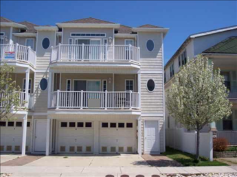 219 EAST ROBERTS AVENUE - UNIT D - WILDWOOD SUMMER VACATION RENTALS - Three bedroom, two bath vacation home located 2.5 blocks away from the boardwalk and beach. Located 2 blocks away from Convention Center. Home offers full kitchen with range, fridge, dishwasher, microwave, toaster and coffeemaker. Amenities include central a/c, washer/dryer, balcony and off street parking. Sleeps 8; queen, full, 2 twin (bunk), sleep sofa in master. Off street parking for 3 cars. Wildwood Rentals, Diplomat Condos Wildwood, North Wildwood Rentals, Wildwood Crest Rentals and Diamond Beach Rentals in all price ranges for weekly, monthly, seasonal and weekend vacation rentals plus Wildwood real estate sales of homes, condos, vacation and investment properties in and around Wildwood New Jersey. We offer over 400 properties plus exclusive vacation homes so you can book the shore rental of your choice online and guarantee your vacation at the Shore. Rent with confidence at Island Realty Group! Visit www.wildwoodrents.com to book online or call our office at 609.522.4999. Our office at 1701 New Jersey Avenue in North Wildwood is open 7 days a week!