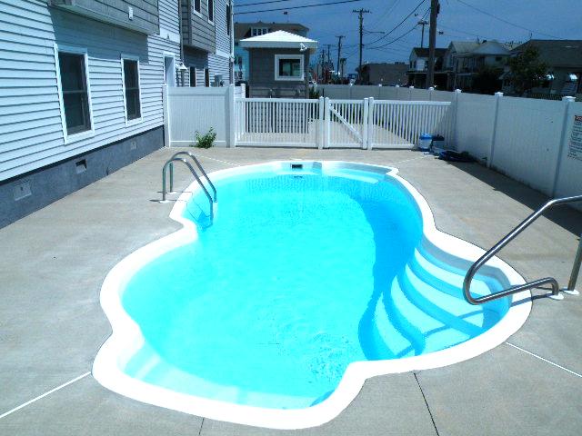 2500 surf avenue - north wildwood summer vacation rentals with pool - wildwoodrents - island realty group - fasy real estate