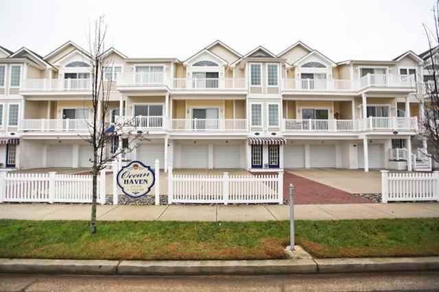 426 East 24th Avenue - Ocean Haven Condo "G" - Tastefully decorated 3 bedroom 2 bath condo located only 300 feet from the boardwalk in North Wildwood. The location says it all. Home is fully equipped with a full kitchen, dining area, comfortable living room and large deck for people watching. 